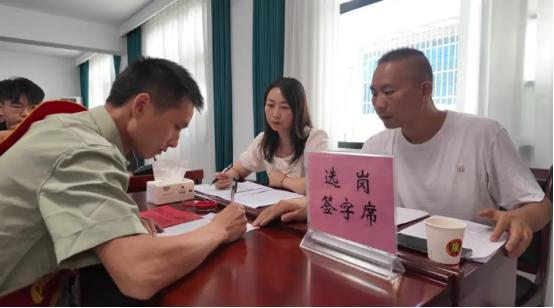 部队也“卷”起来了？2026年7至9月，各地退役军人安置选岗陆续启动，一个反常现