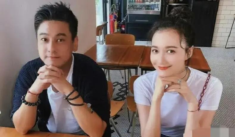 吃药第十年，他第一次公开崩溃朱孝天在节目里红着眼说，自己每天靠止痛药才能起