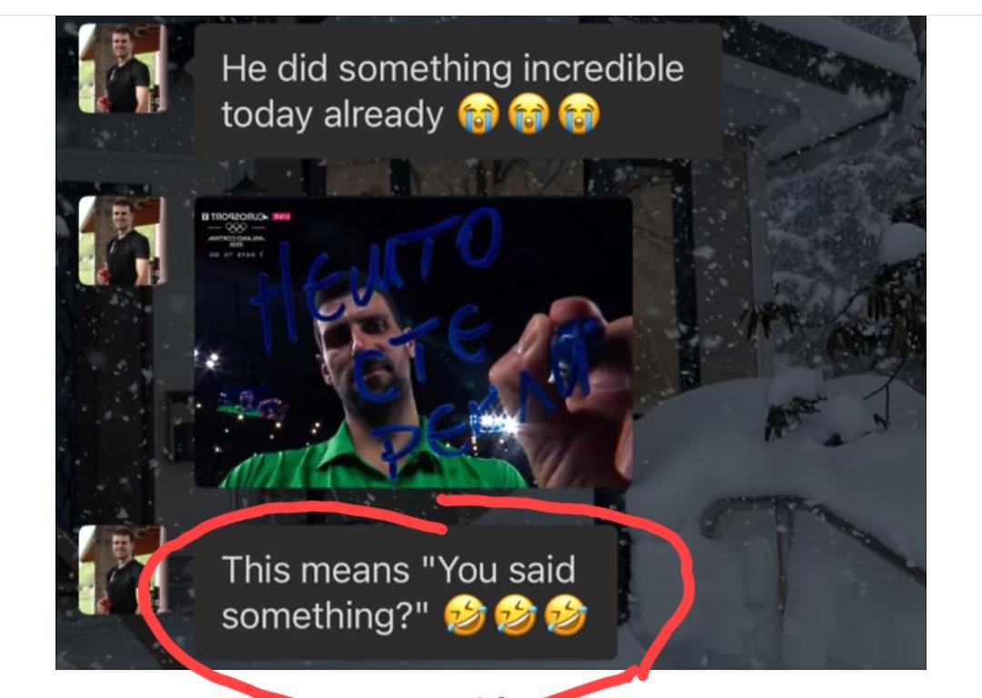 德约镜头签疑是回怼那位说他“追赶辛卡”的记者，这会辛纳估计恨死那位记者了“你没事