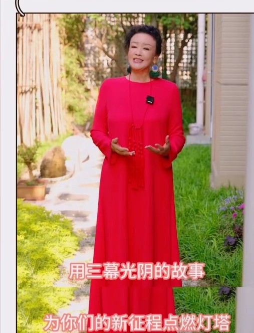 张兰的人生像橡胶球一样，掉在地上反而会弹得更高。《反脆弱》一书中提到人生的两