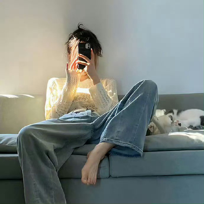 分享一个超正的恋爱观☟如果你爱一个人，那你就跟他好好在一起，不要去想那么多，先把
