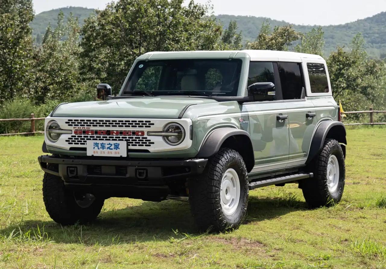 2025款福特烈马三款车型核心配置差异解析2025款福特烈马当前在售的2.3