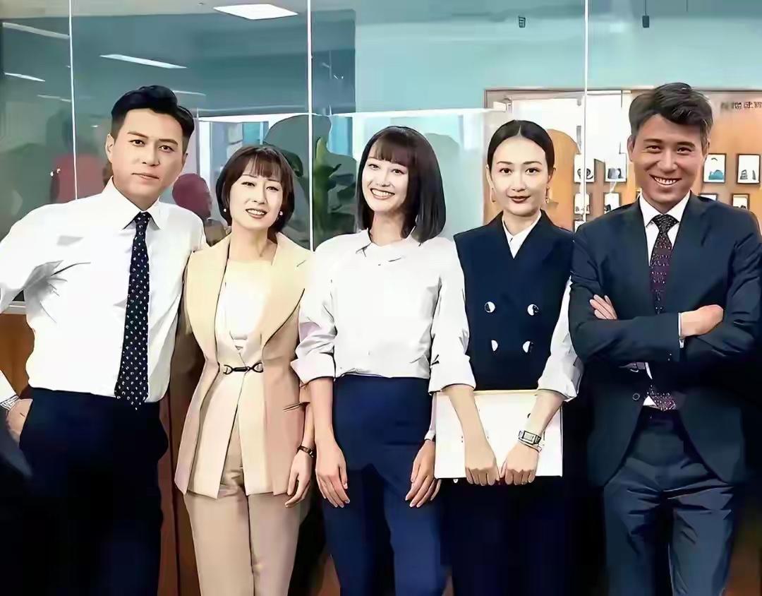 不是我吹，这张照片中，如果你认识3个以上，说明你已经老了，不信你试试看。