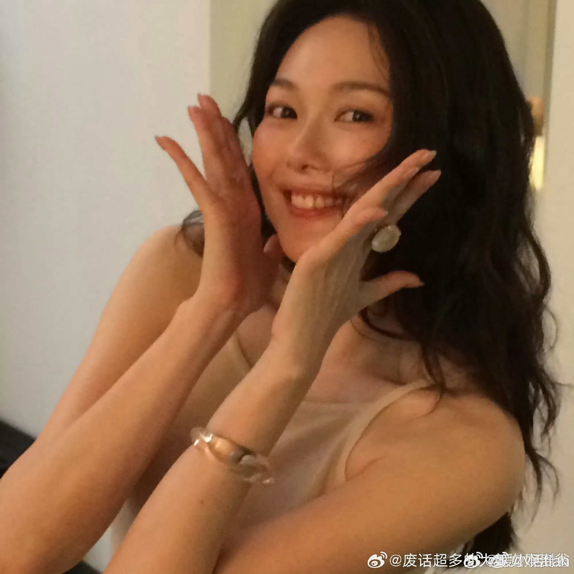 晚晚疑似怀孕如果真的就祝福啦
