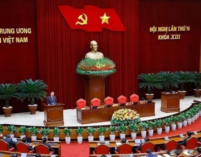 🇻🇳越南评选出2025年“国内十大新闻“在即将过去的2025年，越南在