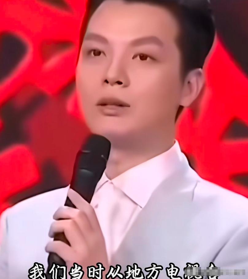 主持人任鲁豫说：“当年，我在考上中央电视台后，我河南台的领导就找我谈话，我去到他