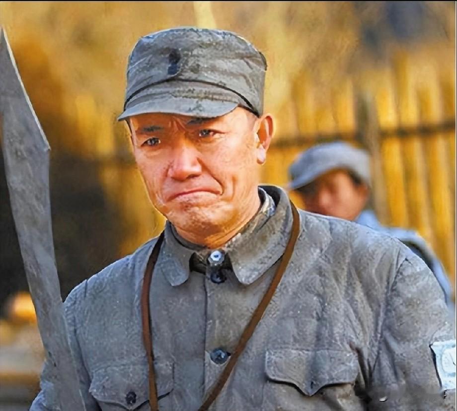 演员李幼斌曾说，拍摄亮剑，张桐扮演我的勤务兵，也就是魏和尚，他年轻，却会抢戏，想