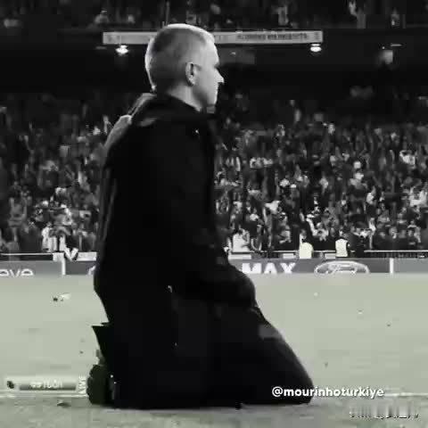 穆里尼奥回应回归皇马传闻称事件已结束何塞·穆里尼奥：“皇家马德里球迷没有要求我