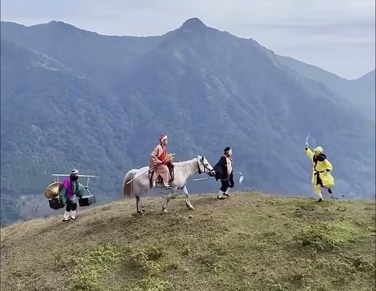 网友太会整活了:直播重走西游之路。谁知道这帮兄弟走的哪条路线？想去前面当个妖怪