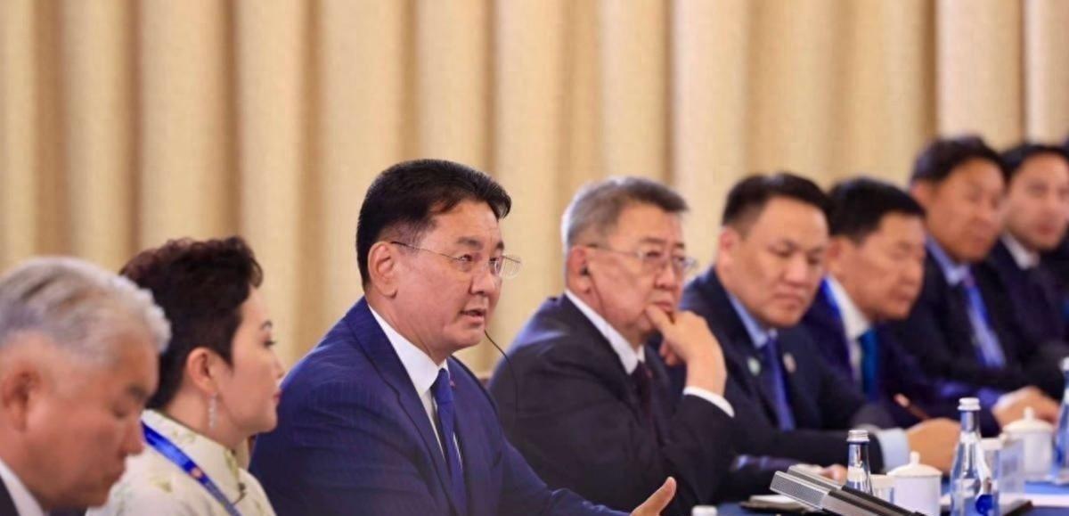 外国巨头拿下66%股权后，蒙古最大铜矿为何还是卖向中国，2022年底，蒙古奥尤陶