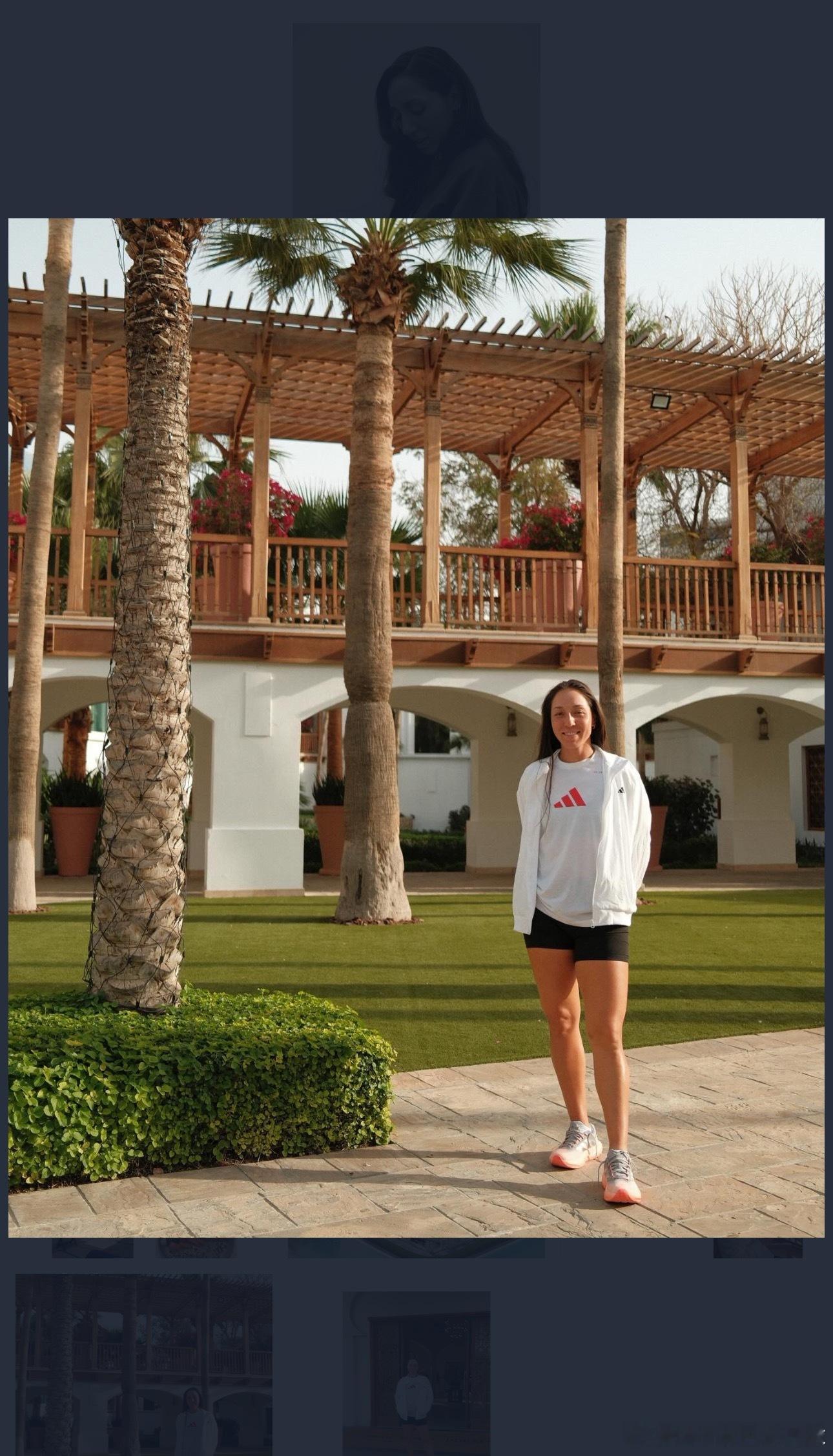 佩古拉从迪拜回家佩佩姐艺术照，她也将作为头号种子出战奥斯汀，现在还没有退哦wta