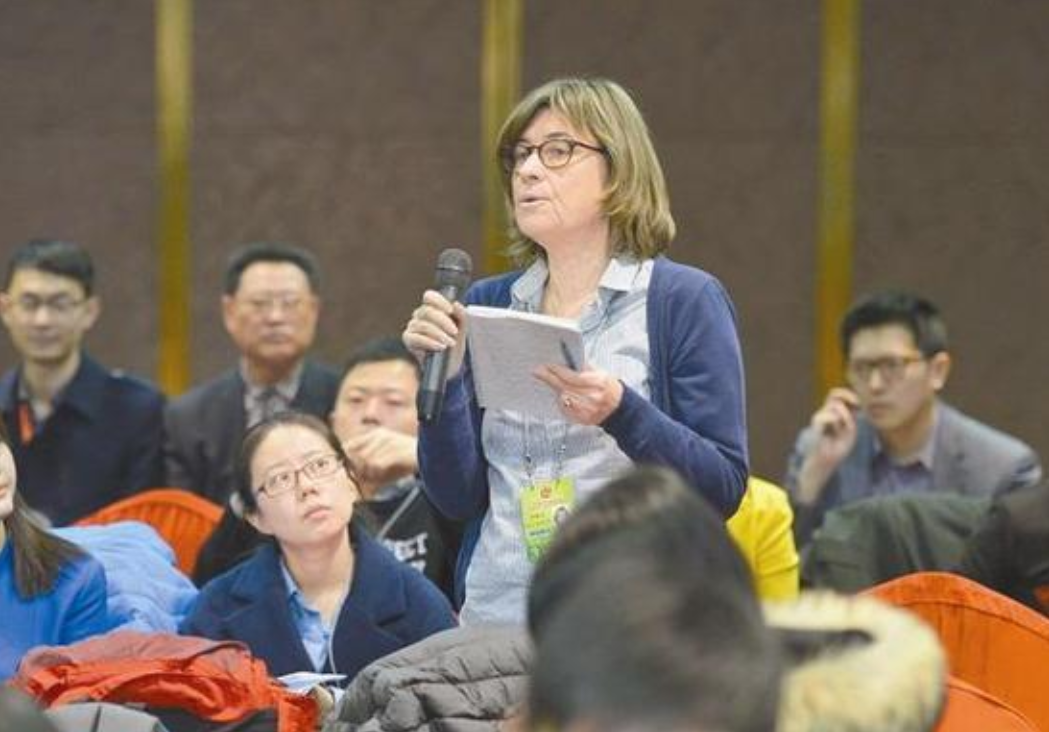 德媒惊见：中国民众对美态度强硬