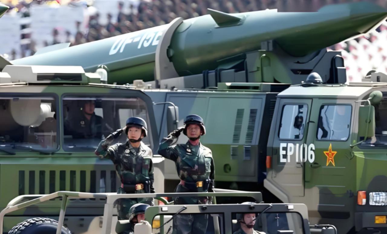 外媒认为这是一个不同寻常的信号！8月26日，联合早报刊文表示，中国进行军内大反腐