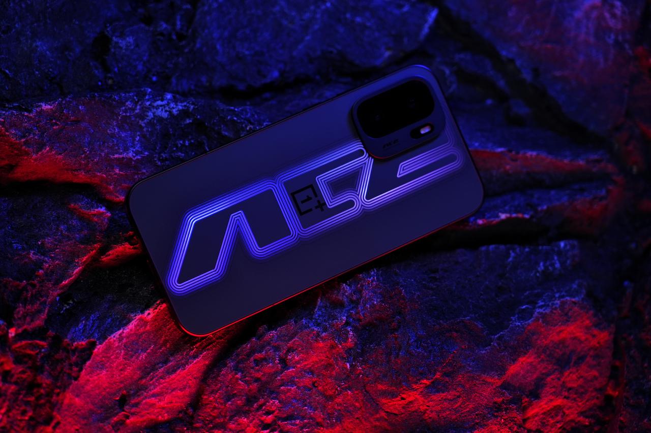 一加Ace6至尊版这个设计，你们打几分？