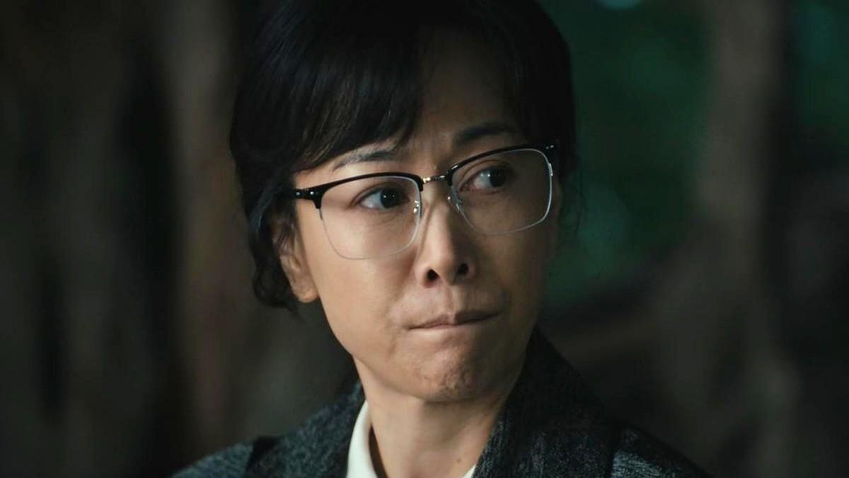 “你给的钱，我一分不要。”李凤歌转身却收下了军情局的另一笔钱，条件是提供情报