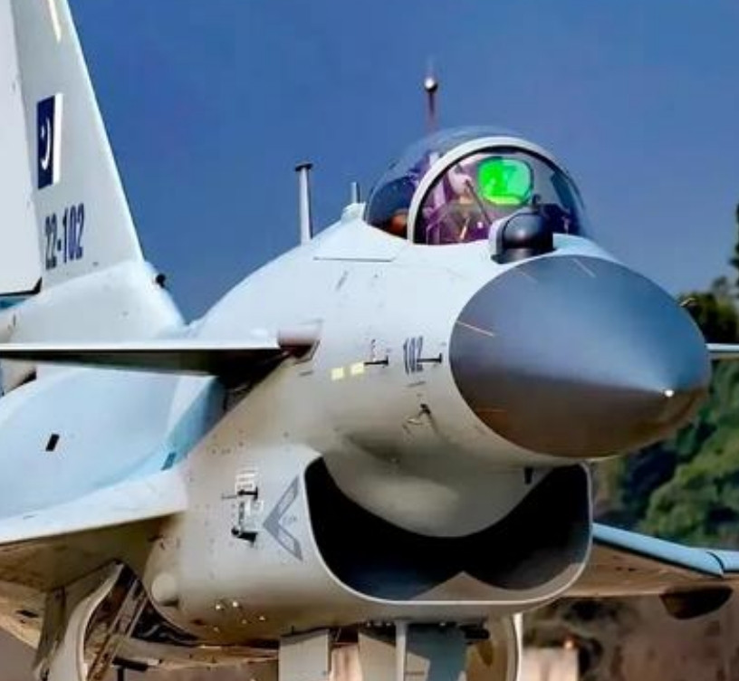 为什么这次印巴空战，全世界都震惊得合不拢嘴！内行人一语道破天机中国的歼1
