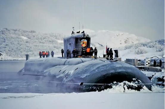 说句大实话，就算我们把10艘崭新的055万吨大驱，开到俄罗斯家门口，跟人家说换一