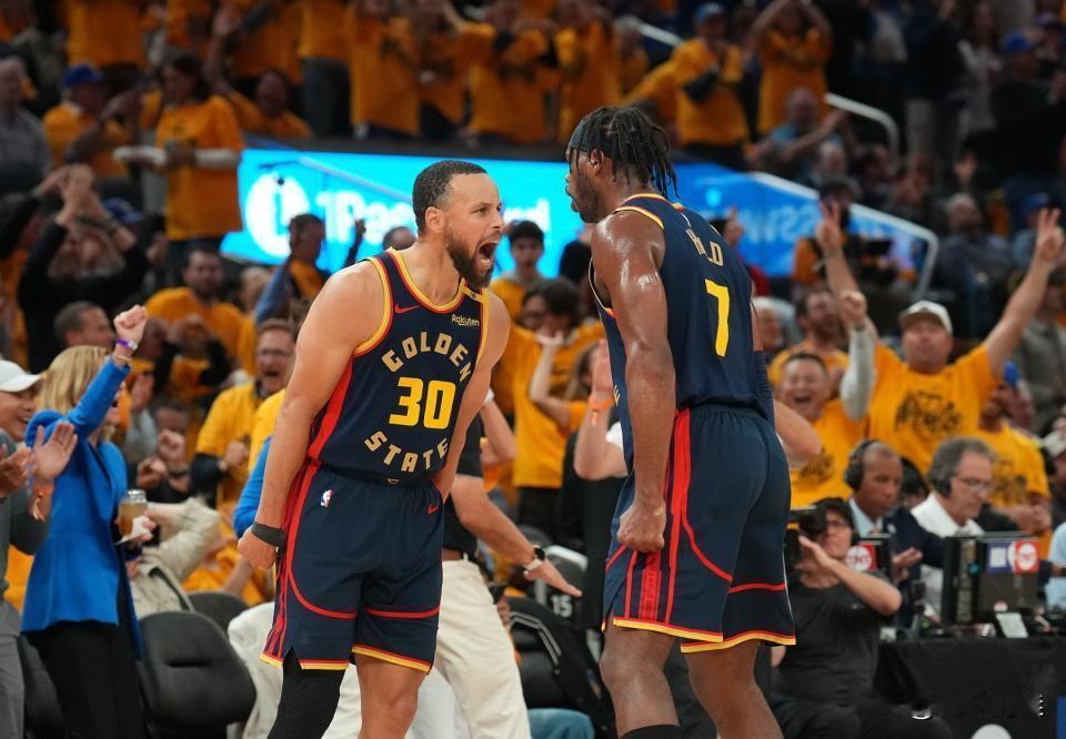 看了勇士那么多年，简单说下传切。巅峰勇士的那几年，水花海啸，所有的半空位都是秒