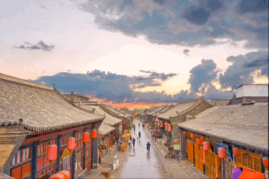 御腾火锅骗局揭秘:【平遥站】下车后大约步行5分钟就能到古城门口