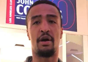 快船本赛季征程结束，前锋约翰-科林斯接受了采访。谈到自己将成为完全自由球员，