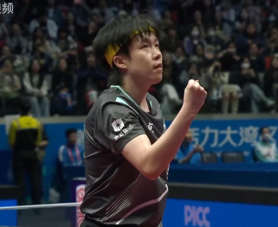 高远每次局点都手软，大头连赢2球赢下。终于明白，高远即使排名掉出前20，