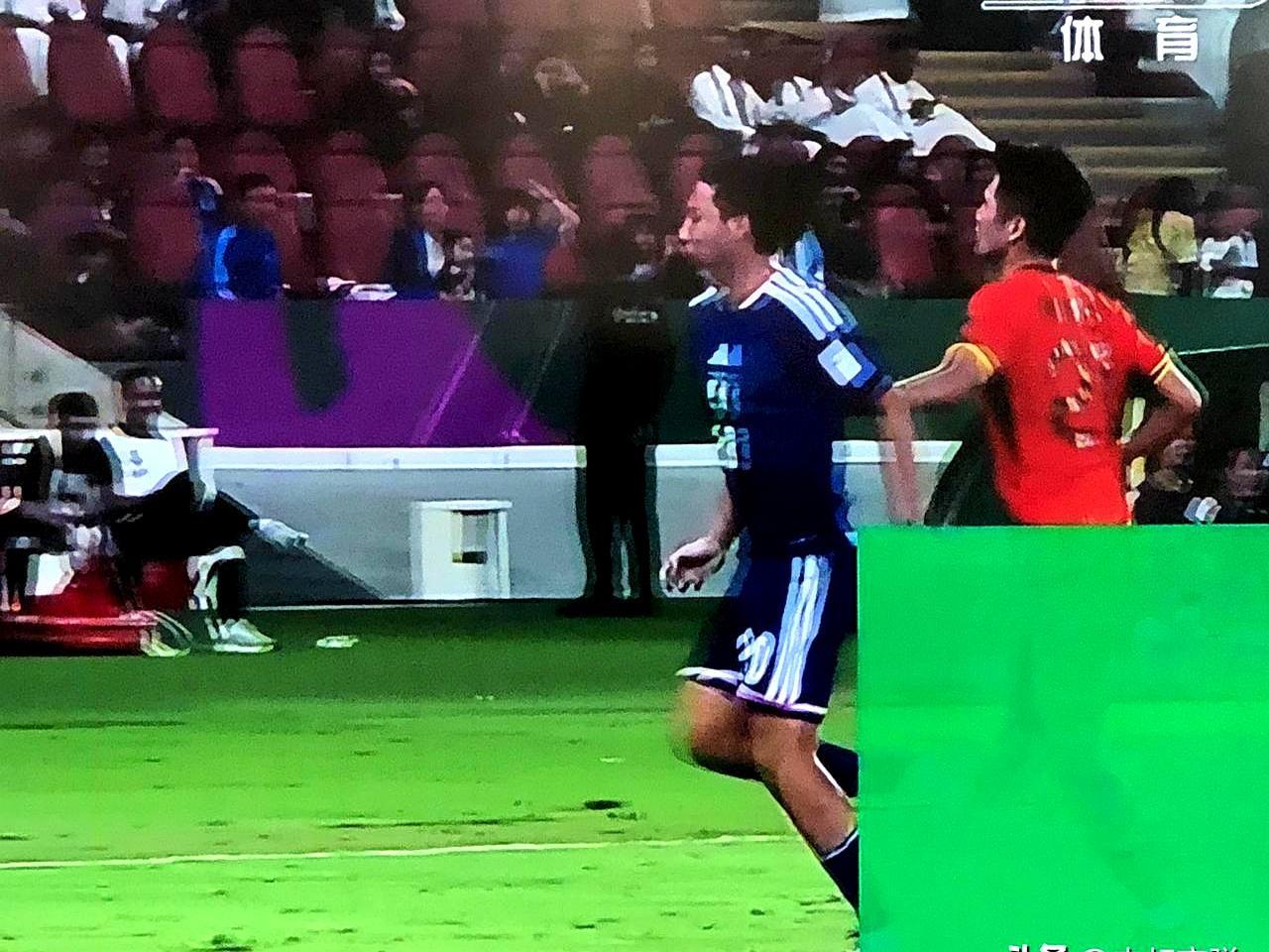 决赛被日本灌了四个，疼，但别装死。之前五届U23亚洲杯，我们一场淘汰赛没摸