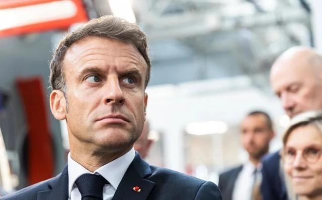 马克龙彻底翻车！访日韩变脸太快，中方反制直击要害，野心终究撑不起实力马克龙东