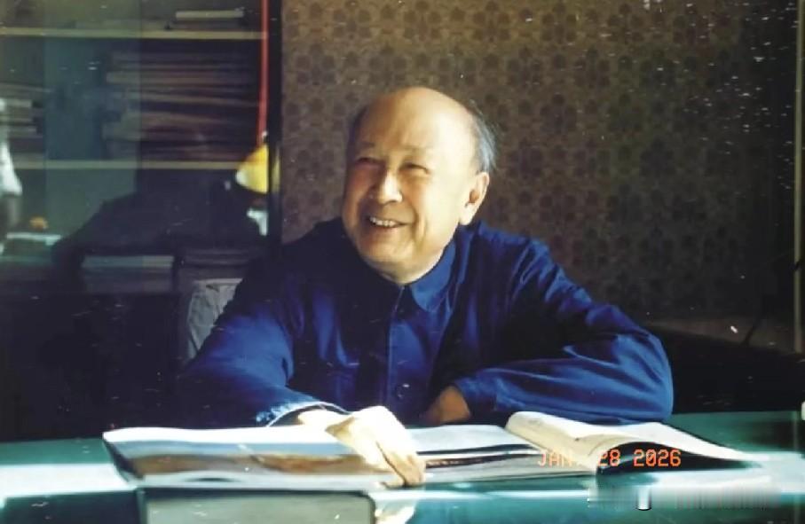 刚查了钱学森家谱，真是不查不知道，发现他的，33代先祖，竟然是电视剧里白