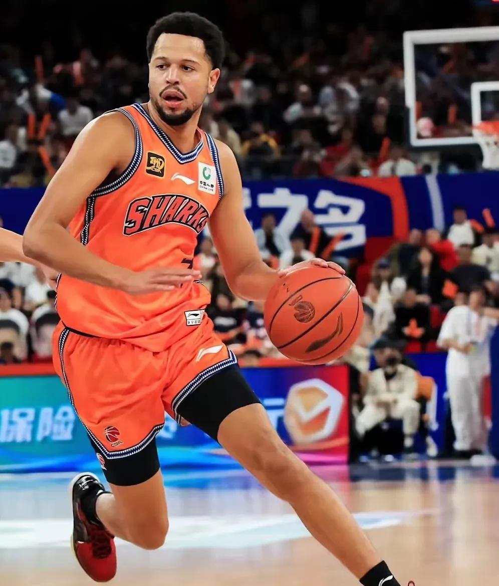 上海男篮放弃了哈维，洛夫顿虽然在nba夏季联赛发挥不咋滴，还狮子大开口要300万