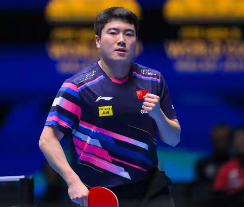 梁靖崑离退役不远了？近来梁靖崑不太顺利，比赛连连败北。身体状况和比赛状态都不理想