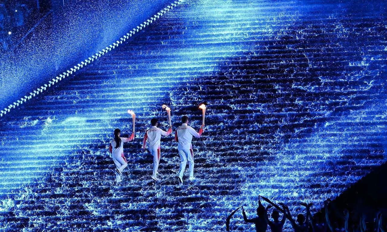 全运会开幕式杀疯了！不是明星撑场，不是吉祥物吸睛，最绝的居然是铺满真水的舞台