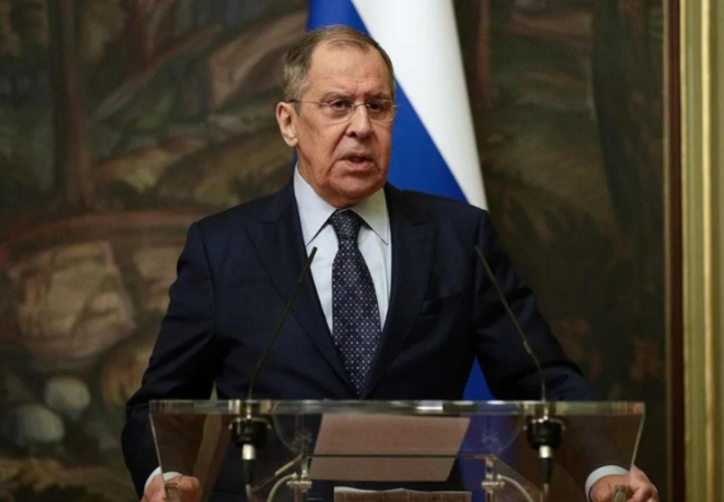 拉夫罗夫声称：“俄罗斯历史上第一次孤军奋战，对抗整个西方世界，第一次世界大战和第