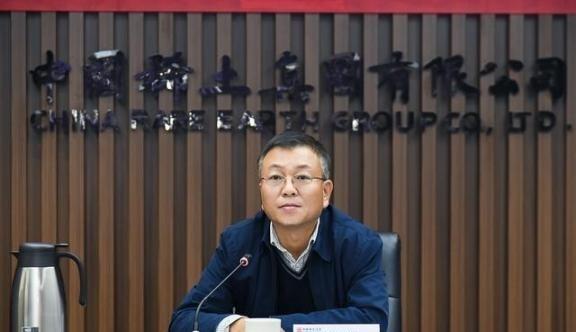 稀土人才争夺战：美国挖人背后的科技博弈与中国巩固优势之道