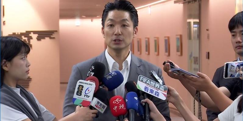 谁都没想到，台北市长蒋万安的财产申报能炸出这么大的水花。蒋万安这次栽在网友手