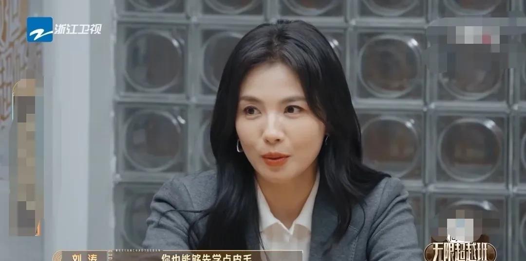 刘涛的成名之路太不容易了。她一开始不是个演员，最先开始是拍广告出道的，后来才被选