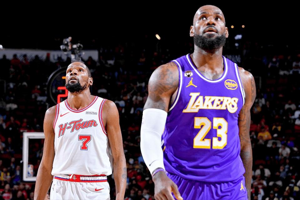 阿门肯定不会防老詹，除非乌度卡傻，老詹最不怕的就是后卫，老詹这个年纪怕护框型中锋