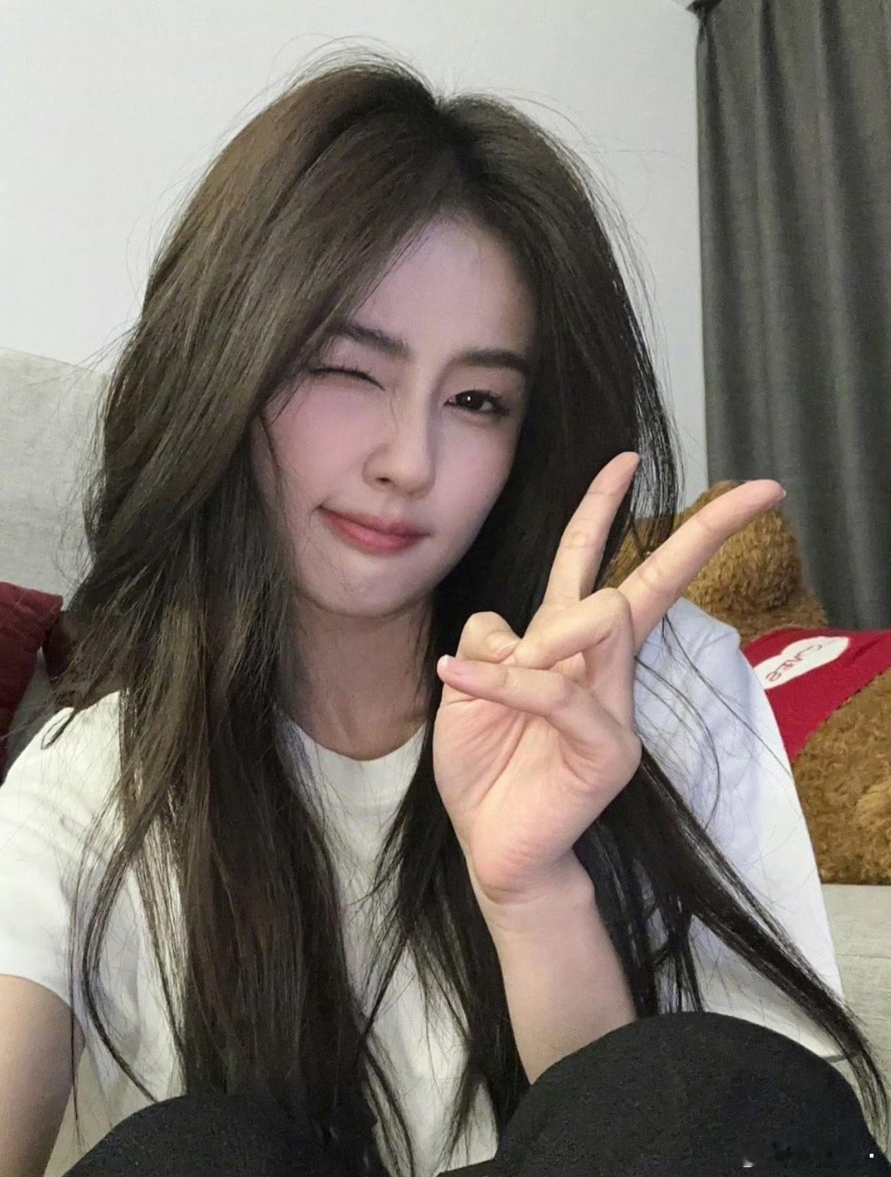 白鹿才是内娱本名挖掘机天花板谁懂啊！白鹿简直是内娱艺名的“粉碎机”，没人能