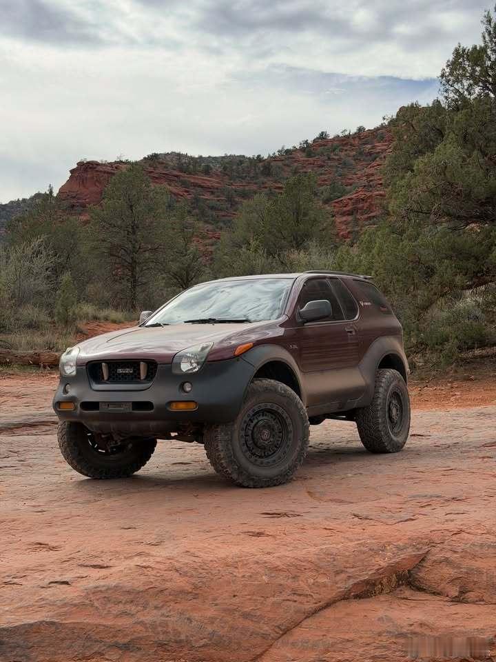 帕杰罗IsuzuVehicross铁金刚，限量6000台，PajeroE