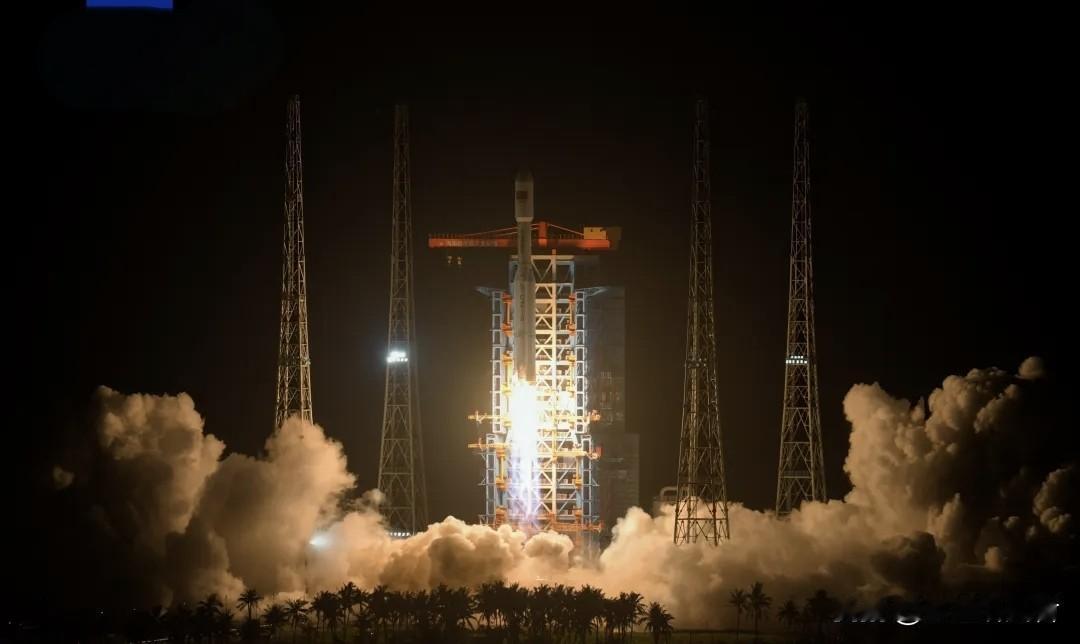 🔥深夜一箭成功！中国版星链再添组网卫星，全网沸腾【5月17日22:42