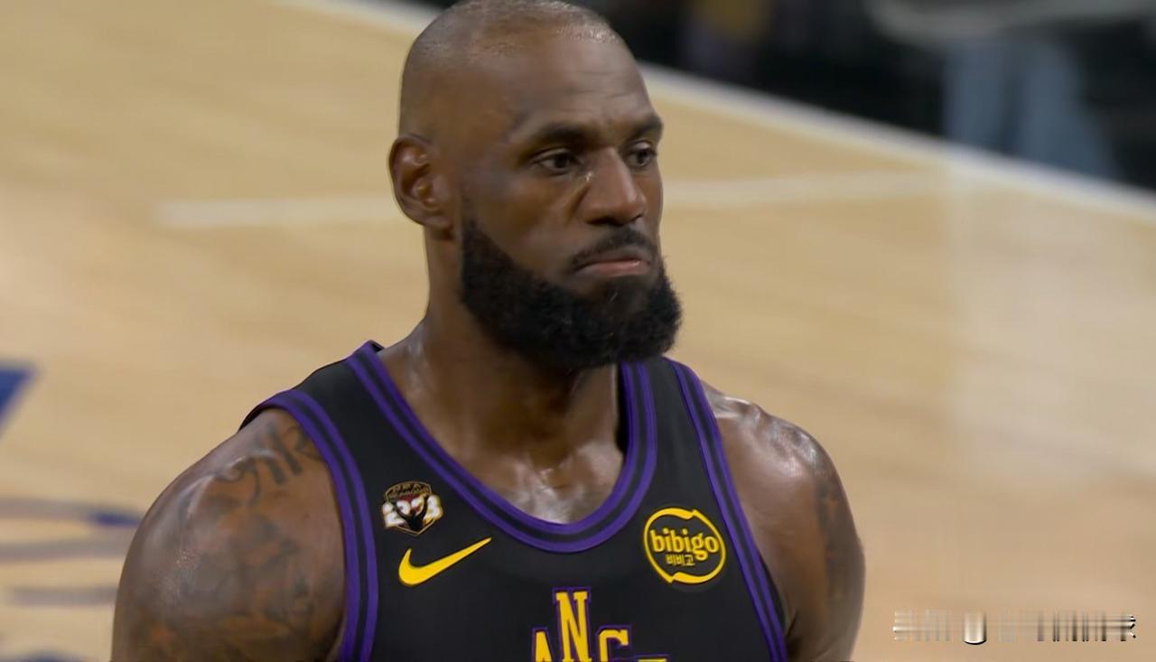 前NBA球员乔-约翰逊真是太看得起詹姆斯了！今天乔-约翰逊在参加的一个节目中，聊