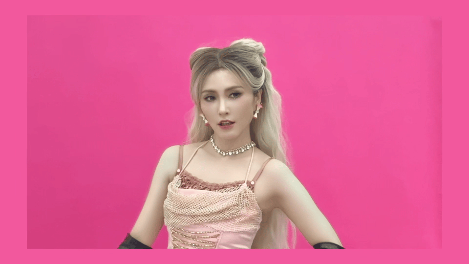 徐洁儿好像美少女战士徐洁儿金发猫猫头➕粉黑短裙造型好像美少女战士，好好看😻！从