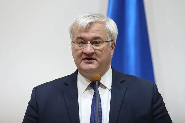 乌克兰外长瑟比加于1月27日称，乌克兰总统泽连斯基愿与俄罗斯总统普京举行会晤，以