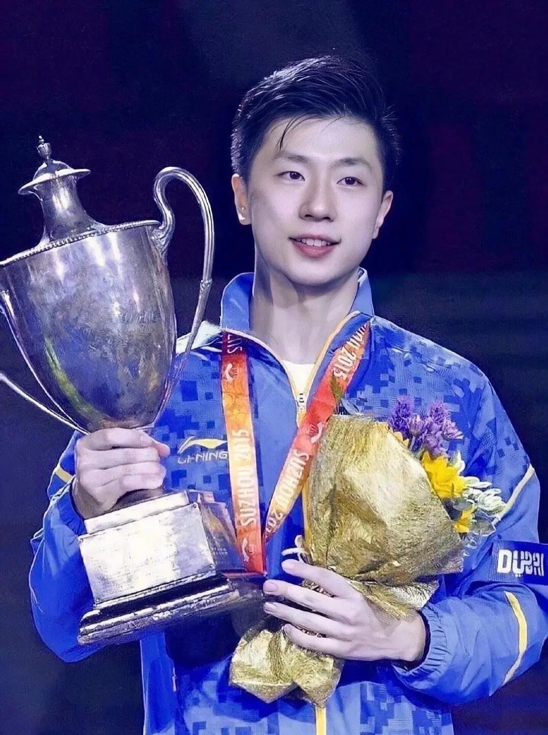 国乒现役主力队员年收入大曝光！最高的是他（含广告代言）8、梁靖崑150万7、