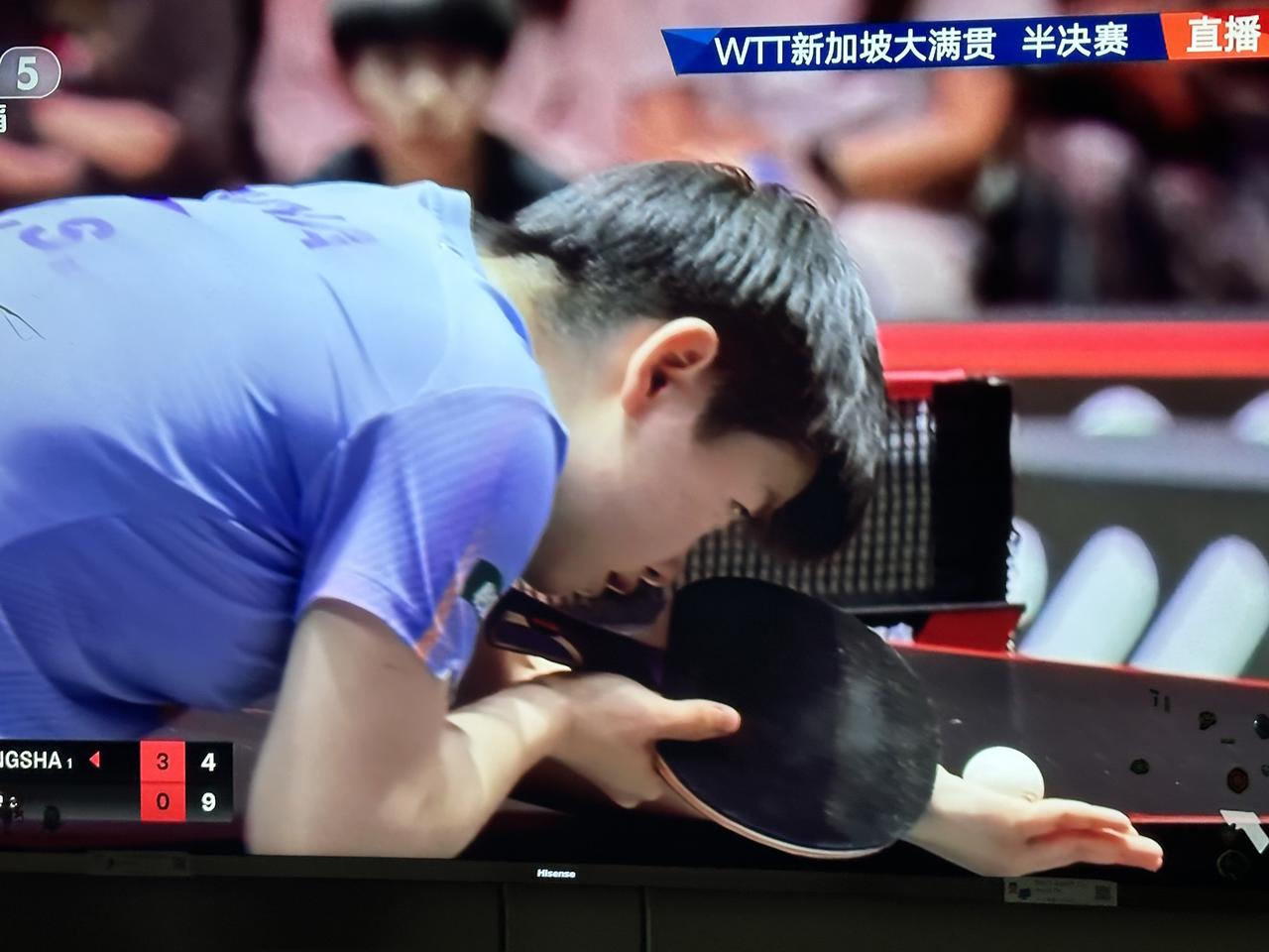 恭喜莎莎晋级决赛！毫无悬念，莎莎赢了陈熠，大比分4-1。看过莎莎打了这么多内