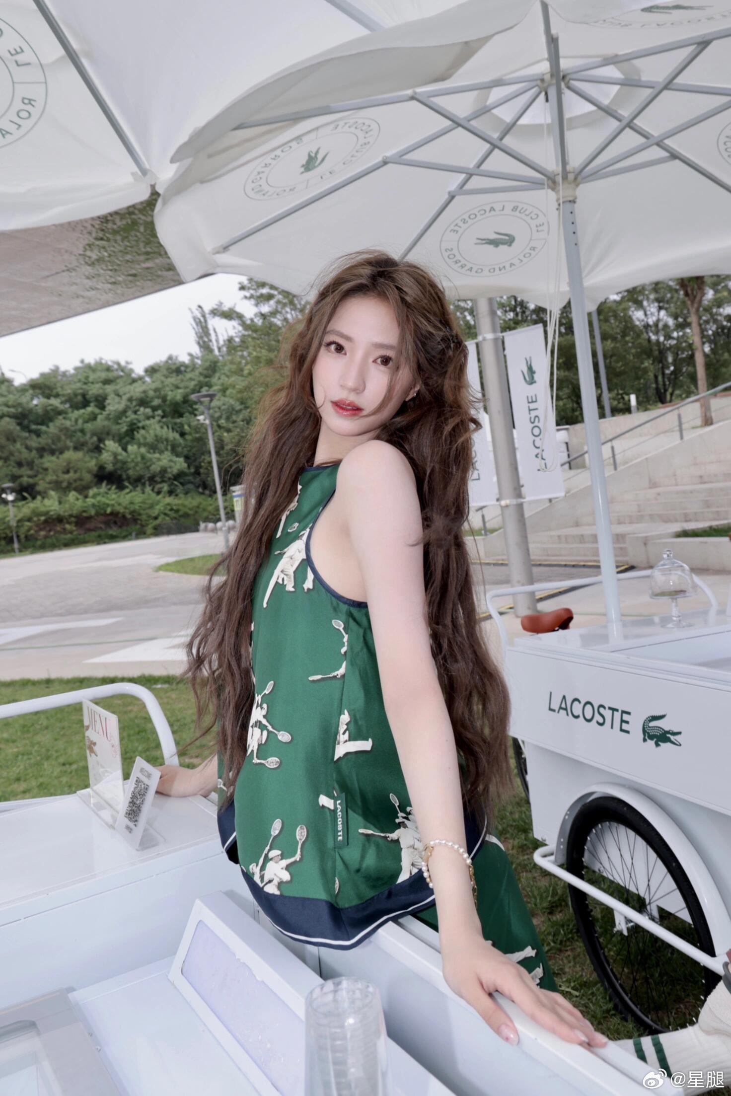 欧阳娣娣💚网球运动少女​​​