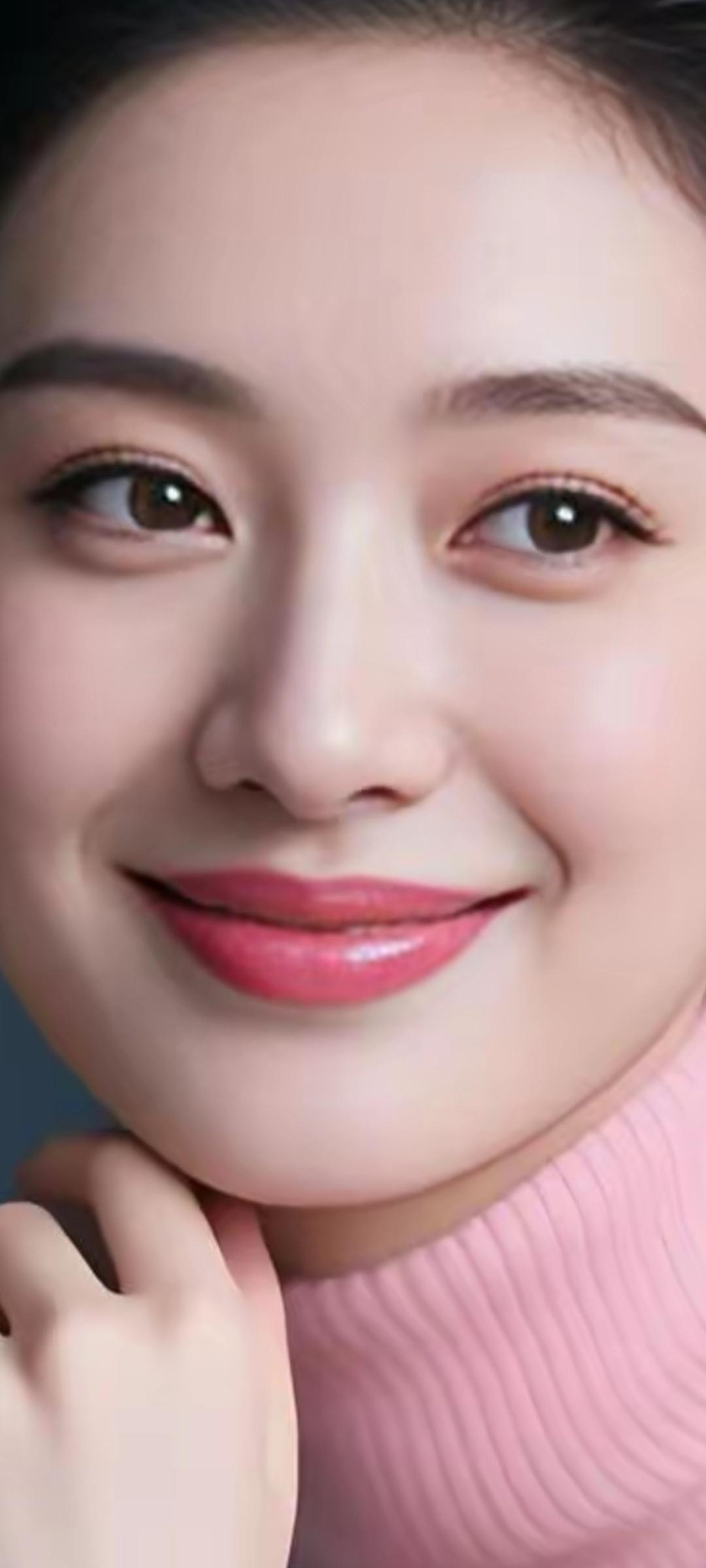 温柔甜美的微笑，粉色毛衣的温暖，少女心满满的一天💖✨