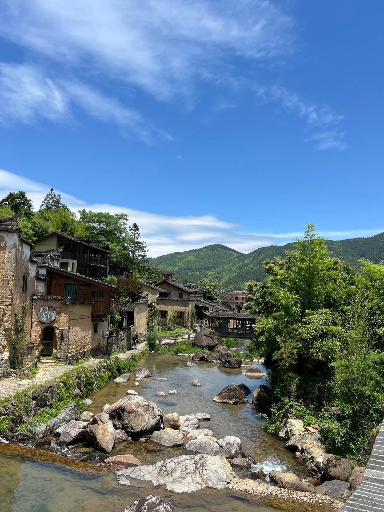 大彻大悟的一段话：“下等的孝顺，是给钱；中等的孝顺，是给脸；顶级的孝顺，是