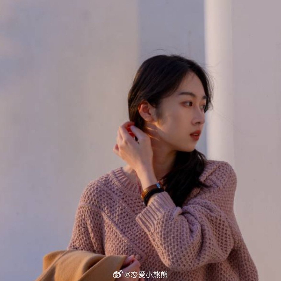 性别：女城市：重庆市沙坪坝区星座：金牛座年龄：24身高：162体重：50kg工作：公务员自我介绍：情
