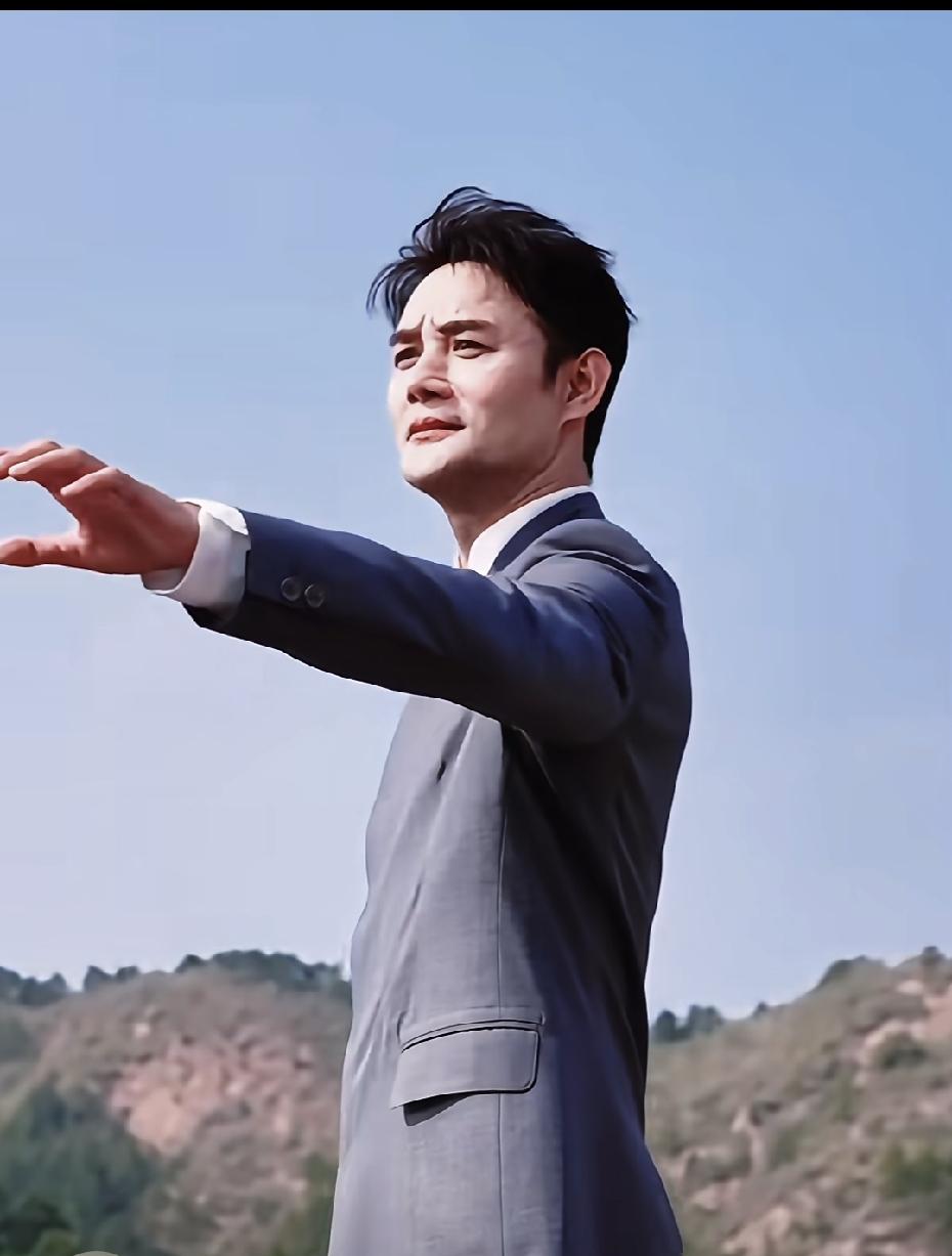 你可以说王凯的长相平平，你也可以说他演技平平，但是有一点没人会否认，那就是他