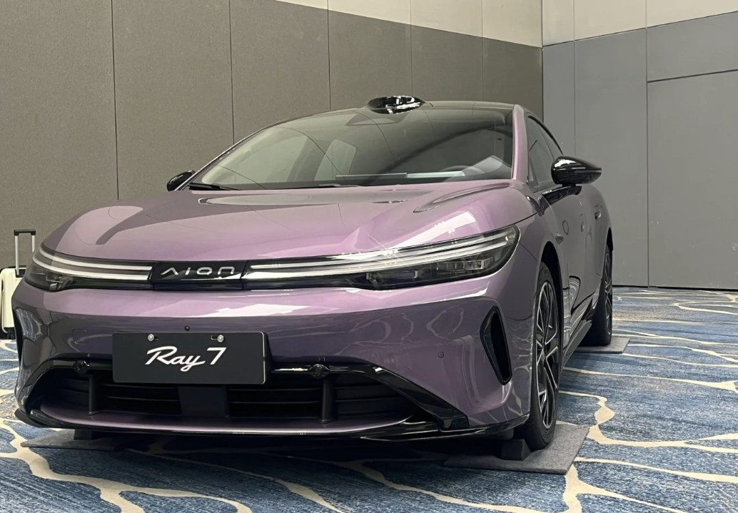 销量承压，新能源独撑。广汽9月销量为12.86万辆，同比降25.72%；新能源